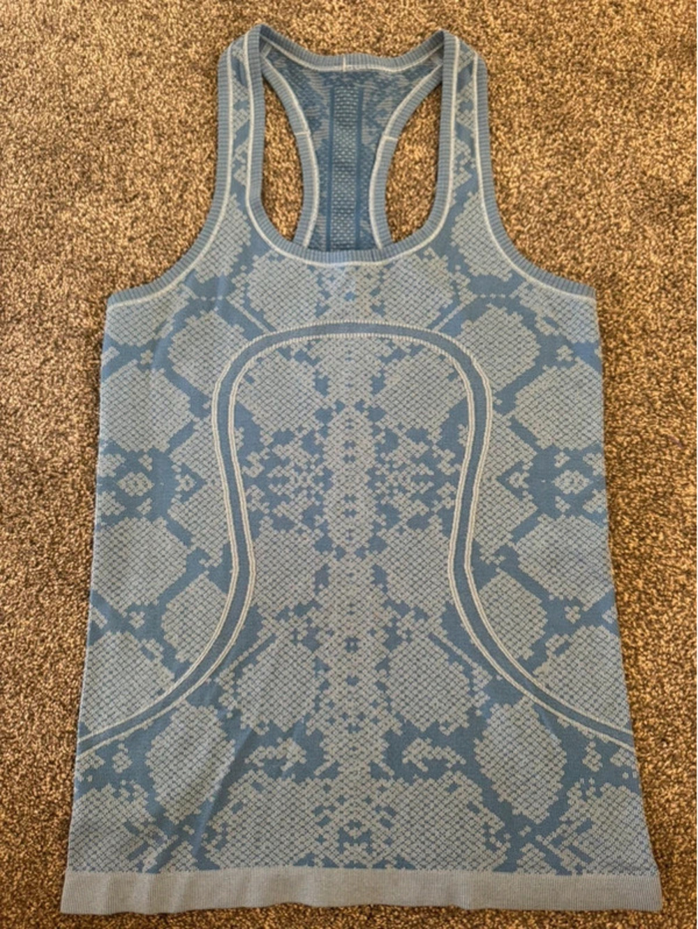 Women’s Lululemon blue swiftly tech racerback tank top size 4
